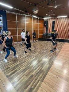 Ballroom Casa de Dança - Dança de Salão - Fit Dance - Hip Hop - Heels - Coreografias para Casamentos, Formaturas, Debutantes - Coreografia para Eventos - Escola de Dança em Caxias do Sul